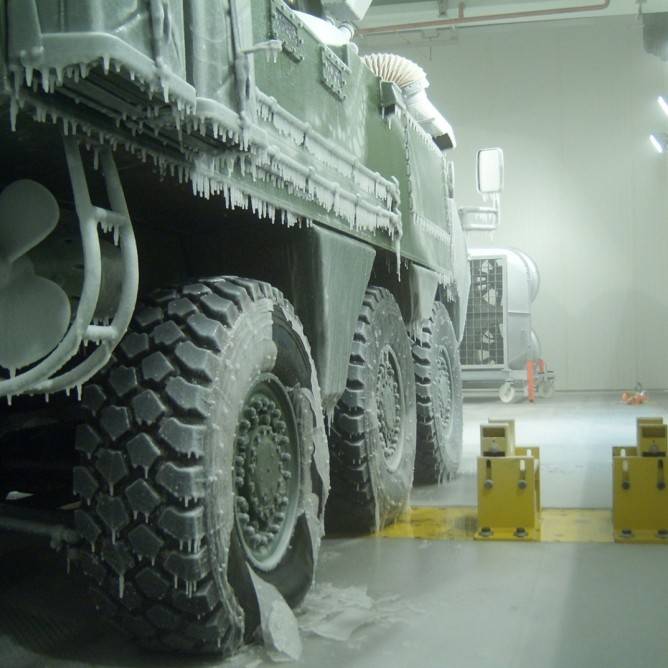 Automotive Testing in Environmental Chamber