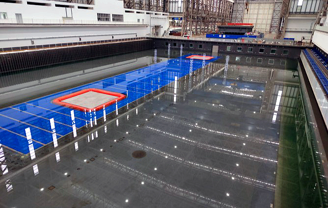 Submersible Seismic Simulators