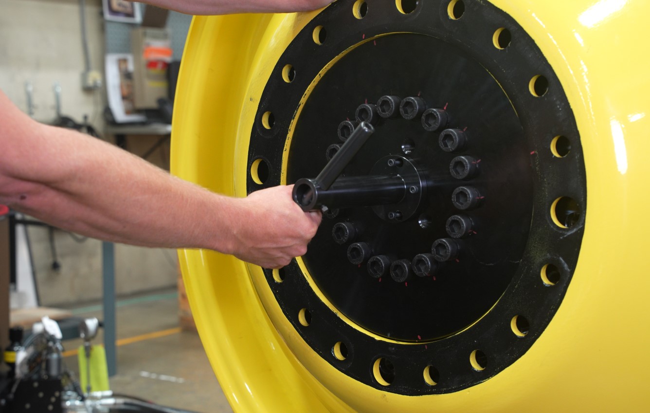 Off-Highway Vehicle (OHV) Wheel Fatigue Test System