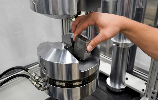 mts-647-cunhas-hidráulicas