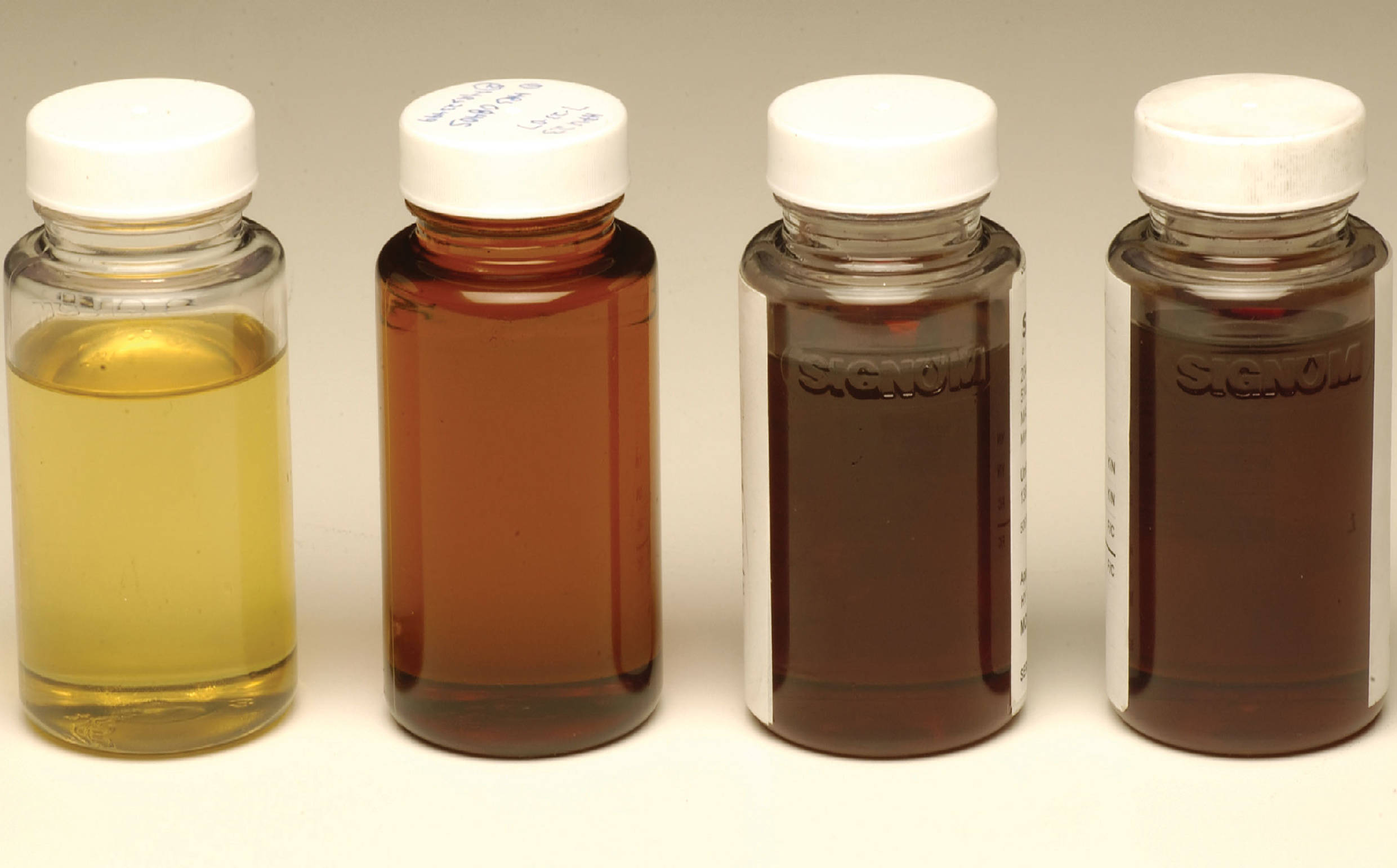 campioni di olio idraulico